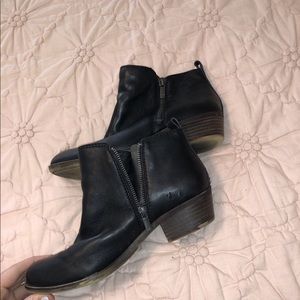 Lucky Brand booties!!